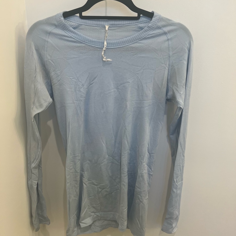 Lululemon Light Blue Fitted Top